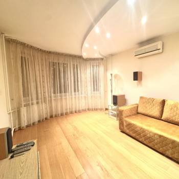 Сдается 2-х комнатная квартира, 81 м²