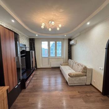 Продается 1-комнатная квартира, 36,6 м²