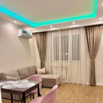 Сдается 2-х комнатная квартира, 65 м²