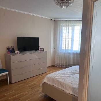 Сдается 1-комнатная квартира, 42 м²