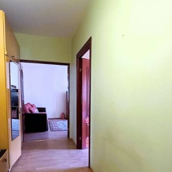 Продается 2-х комнатная квартира, 57 м²