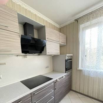 Сдается Многокомнатная квартира, 75,6 м²