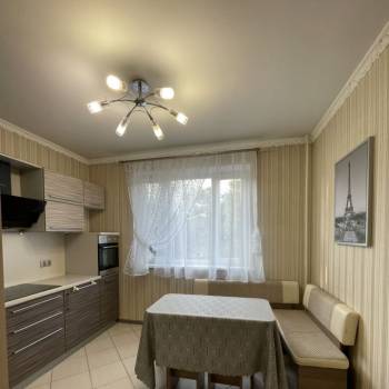 Сдается Многокомнатная квартира, 75,6 м²