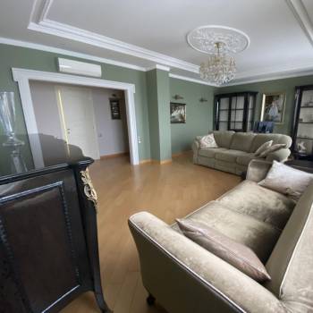 Сдается Многокомнатная квартира, 135,1 м²