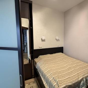 Сдается 1-комнатная квартира, 55 м²