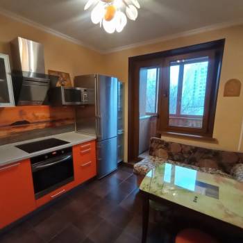 Сдается 1-комнатная квартира, 40 м²