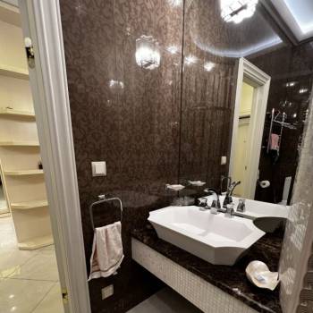 Сдается Многокомнатная квартира, 100 м²