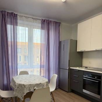 Сдается 2-х комнатная квартира, 58 м²