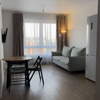 Сдается 1-комнатная квартира, 42 м²