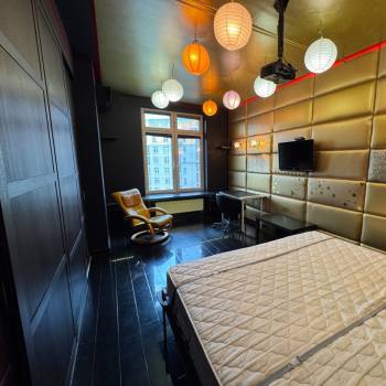 Продается 1-комнатная квартира, 42 м²