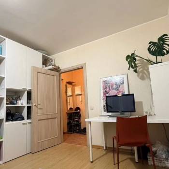 Продается 1-комнатная квартира, 35,6 м²