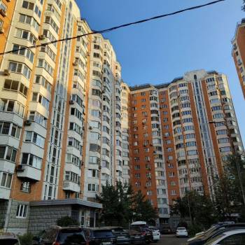 Продается 1-комнатная квартира, 37 м²