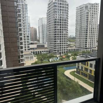 Продается 1-комнатная квартира, 86,4 м²
