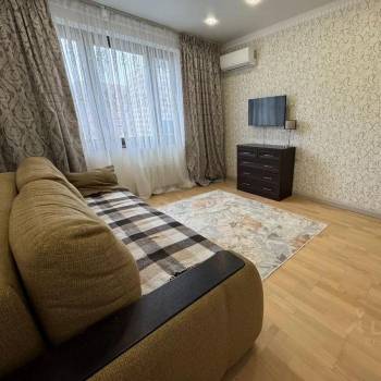 Продается 1-комнатная квартира, 34 м²