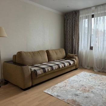 Продается 1-комнатная квартира, 34 м²