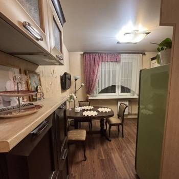 Сдается 2-х комнатная квартира, 75 м²