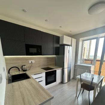 Продается 1-комнатная квартира, 39,6 м²