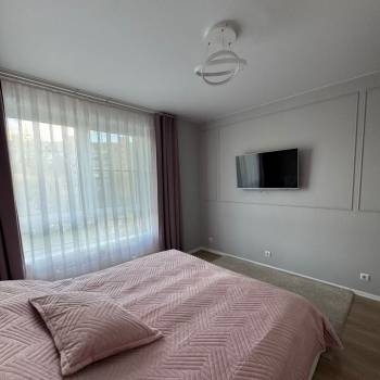 Продается 1-комнатная квартира, 41 м²