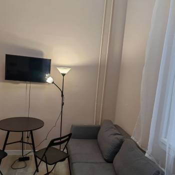 Продается 1-комнатная квартира, 16,2 м²