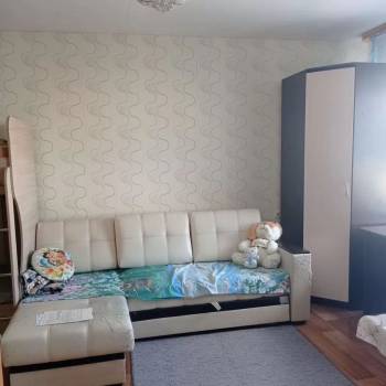 Продается 1-комнатная квартира, 45 м²