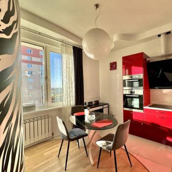 Сдается 1-комнатная квартира, 41 м²
