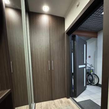 Продается 1-комнатная квартира, 38 м²