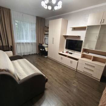 Сдается 1-комнатная квартира, 35 м²