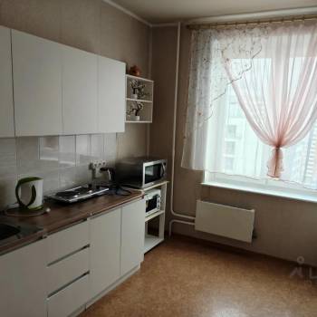 Сдается 1-комнатная квартира, 41 м²
