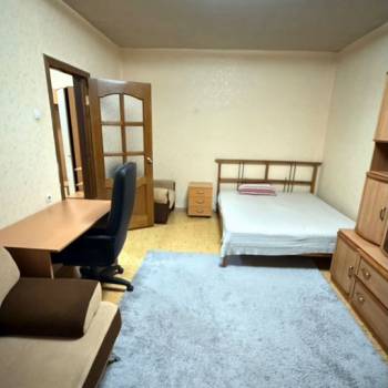Сдается 1-комнатная квартира, 38 м²