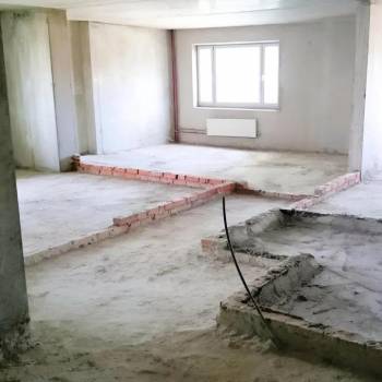 Продается 1-комнатная квартира, 117,8 м²