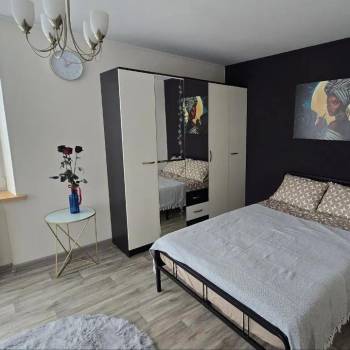Продается 1-комнатная квартира, 29,9 м²
