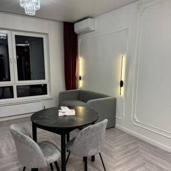 Сдается 1-комнатная квартира, 41 м²