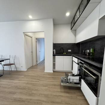 Сдается 2-х комнатная квартира, 63,7 м²