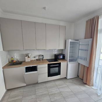 Сдается 1-комнатная квартира, 42 м²