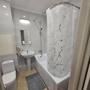 Сдается 1-комнатная квартира, 42 м²