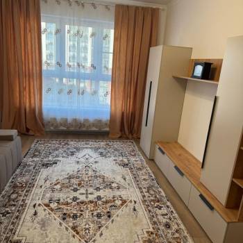 Сдается 2-х комнатная квартира, 58 м²