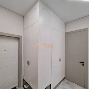 Продается 1-комнатная квартира, 45 м²