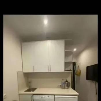 Продается 1-комнатная квартира, 10 м²