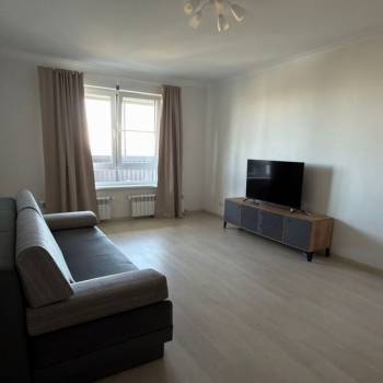 Сдается 1-комнатная квартира, 44 м²