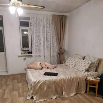 Продается 1-комнатная квартира, 32 м²