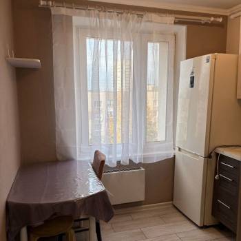 Сдается Многокомнатная квартира, 50 м²