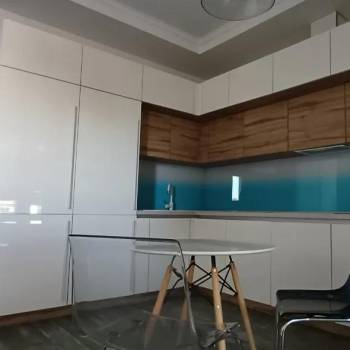Сдается 1-комнатная квартира, 50 м²