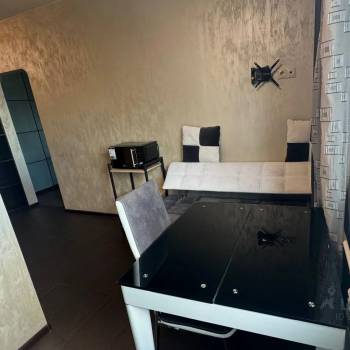 Сдается 1-комнатная квартира, 38,4 м²