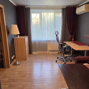 Сдается Многокомнатная квартира, 52 м²