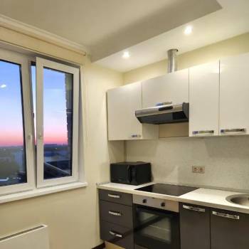 Сдается 1-комнатная квартира, 40 м²