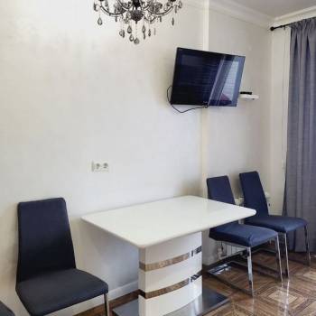 Сдается 2-х комнатная квартира, 74 м²