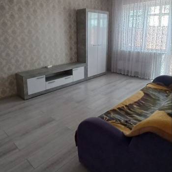 Сдается 1-комнатная квартира, 38 м²
