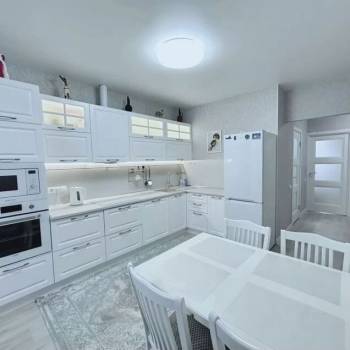 Продается 1-комнатная квартира, 47,5 м²