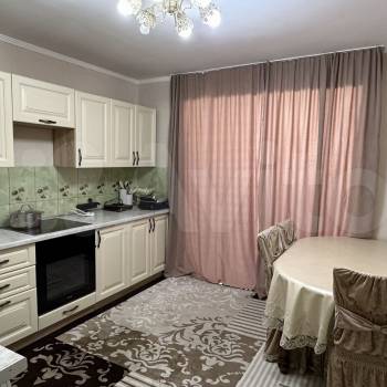 Сдается Многокомнатная квартира, 50 м²