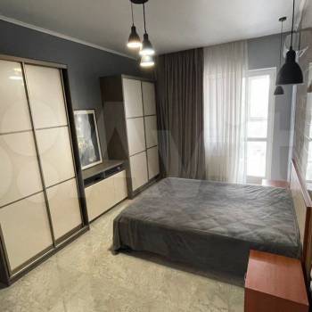 Сдается Многокомнатная квартира, 100 м²